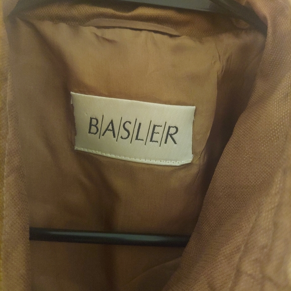 Jacket - Picture 3 of 4